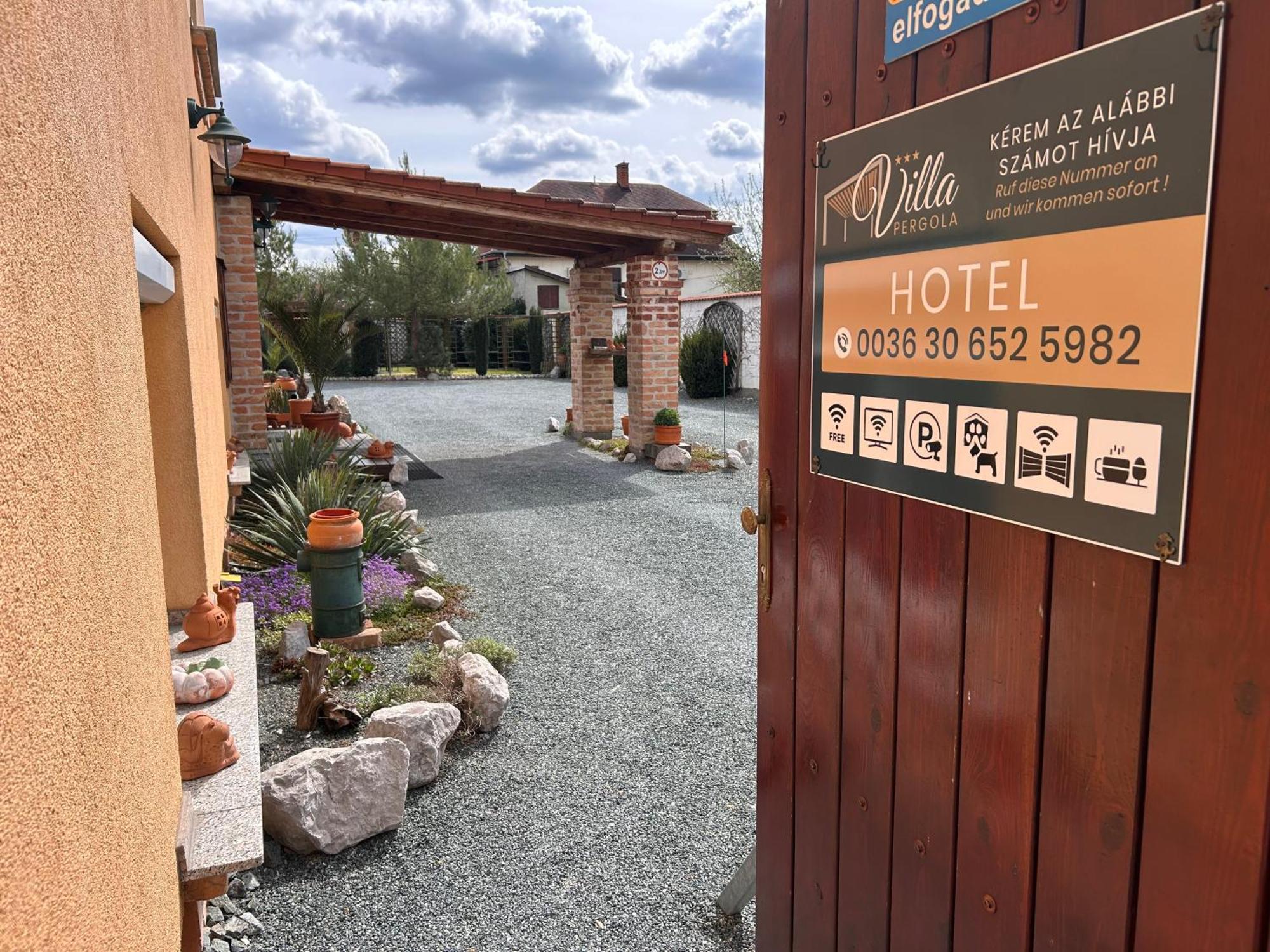 La Villa Pergola Szentgotthárd Exteriör bild