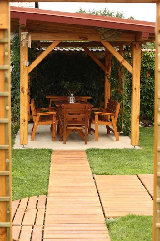 La Villa Pergola Szentgotthárd Exteriör bild