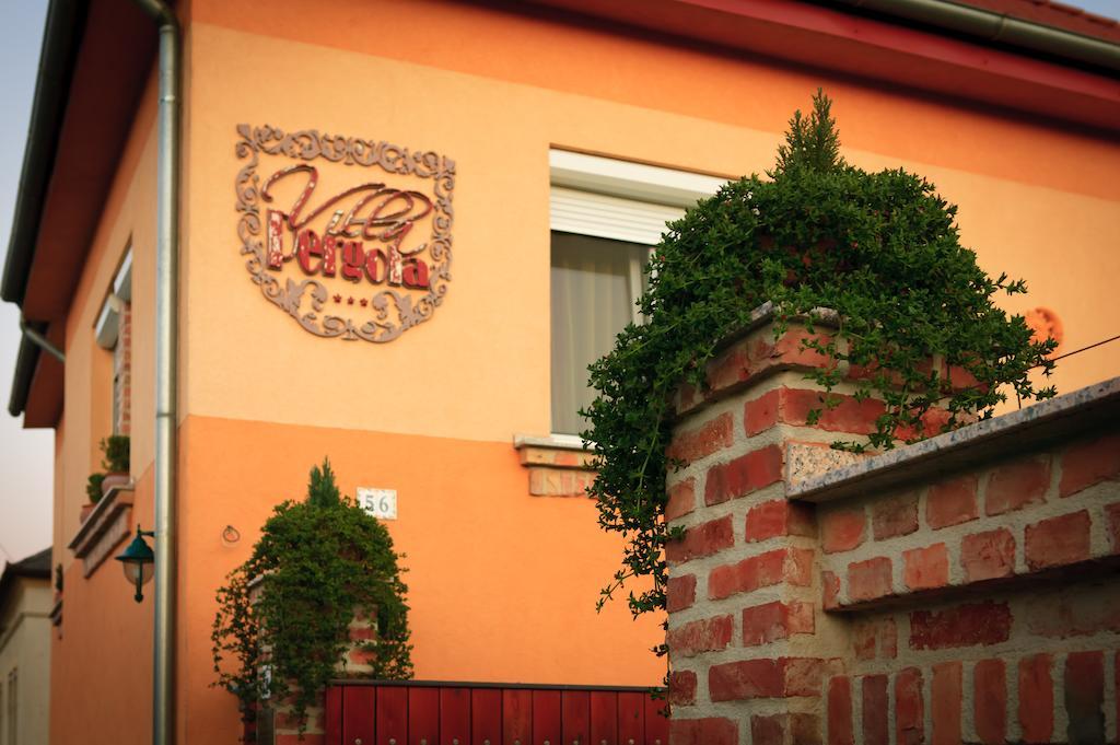 La Villa Pergola Szentgotthárd Exteriör bild